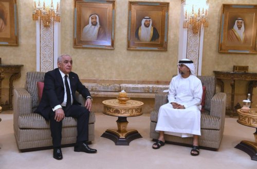 Baş nazir Əli Əsədov Birləşmiş Ərəb Əmirliklərinə səfər edib