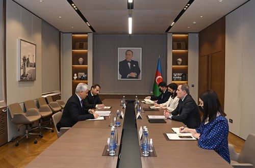 Ceyhun Bayramov İƏT Baş katibi ilə görüşdü