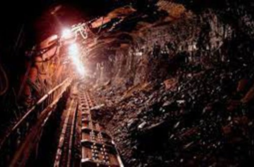 Rusiyada 250 nəfərin olduğu şaxtada uçqun oldu