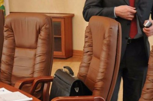 Azərbaycanda bu şəxslər işdən çıxarılır