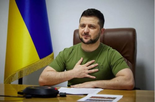 Zelenski Makronla Ukraynanın Aİ üzvlüyünə namizəd statusu ilə bağlı müzakirə aparıb