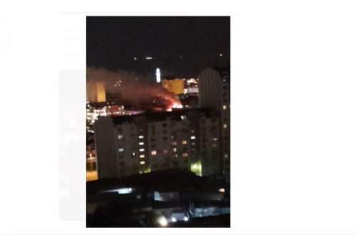 Bakıda yaşayış binasında yanğın məhdudlaşdırılıb - FOTO -  YENİLƏNİB