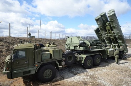 Rusiya “S-500” zenit-raket komplekslərini silahlanmaya daxil edib