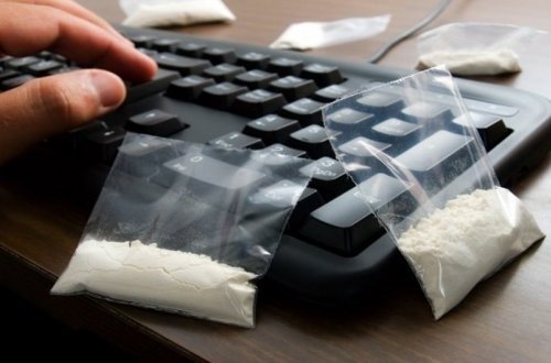 Azərbaycanda internet vasitəsilə narkotik satanlar üçün həbs müddəti müəyyənləşib