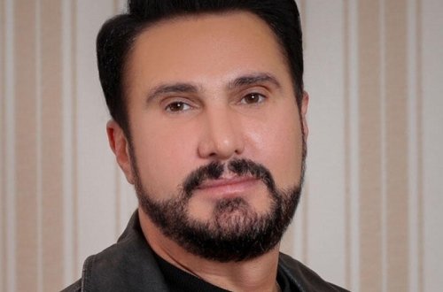 Toya gedəndə özü ilə termos aparan azərbaycanlı müğənni