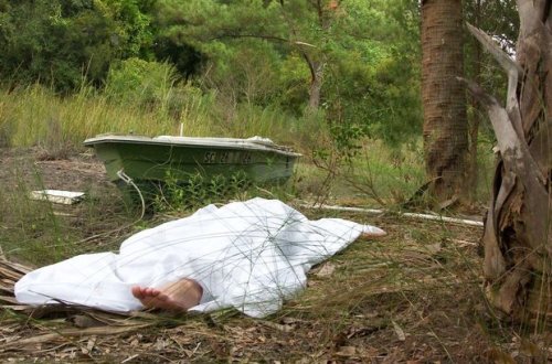 Bakıda evin həyətindən meyit tapıldı