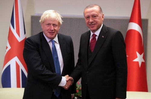 Ərdoğanla Conson Finlandiya və İsveçin NATO-ya üzv olmaq istəyini müzakirə ediblər