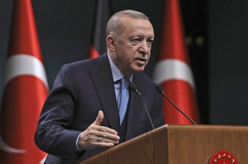 Ərdoğan: “Belə sülh olmur, siz ancaq terror təşkilatları ilə əl-ələ gəzməyi bacarırsınız”