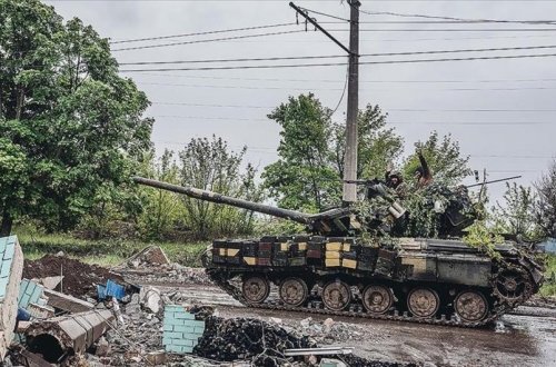 За сутки на Донецком и Луганском направлениях отбито 16 атак ВС РФ