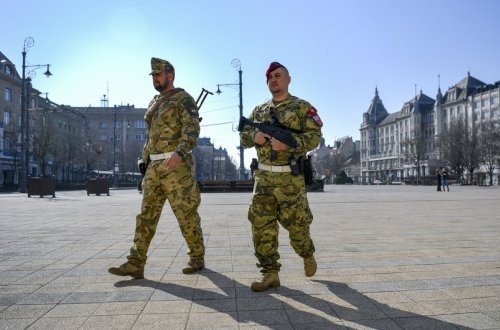 Macarıstanda Ukraynadakı müharibə fonunda fövqəladə vəziyyət elan edilib