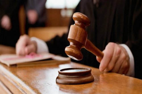 Sumqayıtda qonşusunu öldürən 22 yaşlı gəncin məhkəməsi başlayır