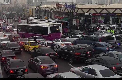 Bakıda sıxlıq müşahidə edilən yollar açıqlanıb