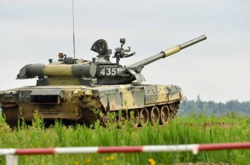 Yunanıstan Ukraynaya sovet tankları tədarük edəcək