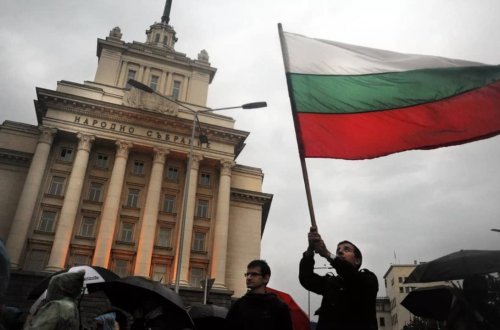 Bolqarıstan embarqodan çıxarıldı: Rusiya neftindən istifadə edə biləcək