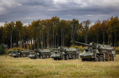 Slovakiya hakimiyyəti Ukraynaya özüyeriyən haubitsalar tədarük edəcək