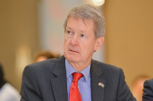 Britaniya Ermənistan-Azərbaycan münasibətlərinin normallaşmasını çox yüksək qiymətləndirir