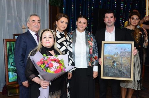 Milli Məclisin Mədəniyyət Komitəsinin dəstəyi ilə sərgi keçirilib