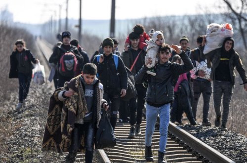 Aİ ölkələrində Ukraynadan olan qaçqınların sayı 7 milyonu keçib