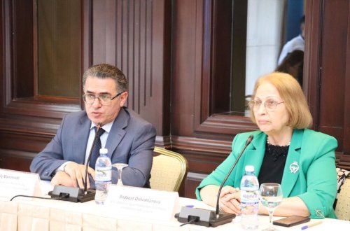 Mediada gender bərabərliyi və peşəkarlıq” mövzusunda təlim keçirilib