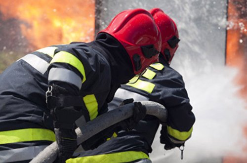 Siyəzəndə ev yanıb, 1 nəfər xəsərət alıb