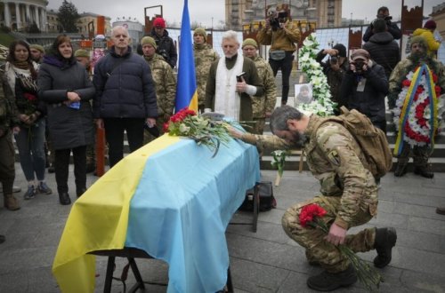 KİV: “Azovstal”da həlak olan hərbçilərin meyitləri Ukraynaya təhvil verilir”