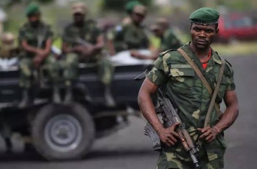 Konqoda kəndə hücum: 18 NƏFƏR HƏYATINI İTİRİB