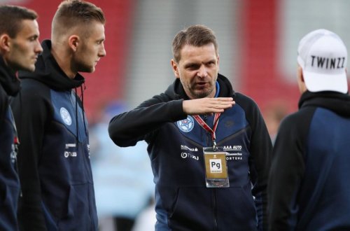 Slovakiya millisi Azərbaycan yığması ilə oyundan əvvəl baş məşqçisini qovub