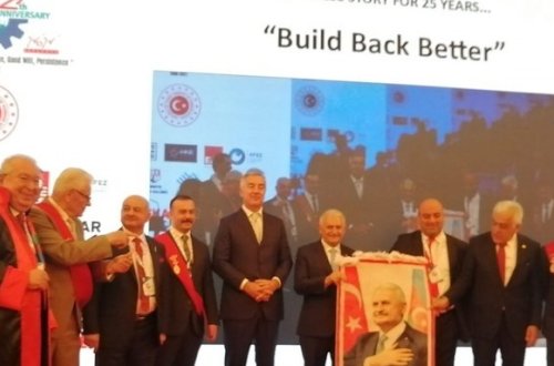 Binəli Yıldırım “Azərbaycanın dostu” qızıl ordeni ilə təltif edilib