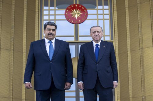 Ərdoğan Maduro ilə görüşüb