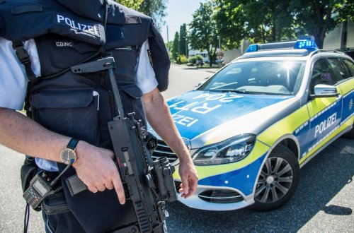 Almaniyada erməni sürücü qəsdən məktəbliləri vurub, ölən və xəsarət alanlar var