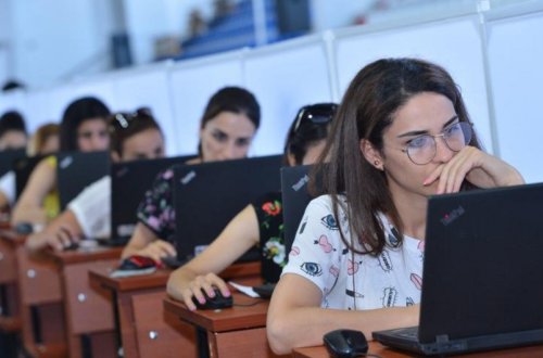 Bakı məktəblərində işə qəbul olunan müəllimlərin sayı açıqlanıb