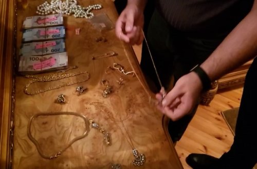 Dörd evdən 113 minlik oğurluq etdi