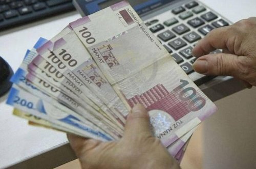 Şəhid ailələri üçün Prezidentin aylıq təqaüdü 220 manatdan 500 manata çatdırılıb