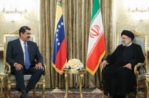 İran və Venesuela strateji əməkdaşlıq sazişi imzalayıb