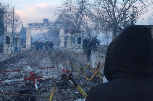 Yunanıstan sərhəddə miqrantlara atəş açıb: 1 ÖLÜ 