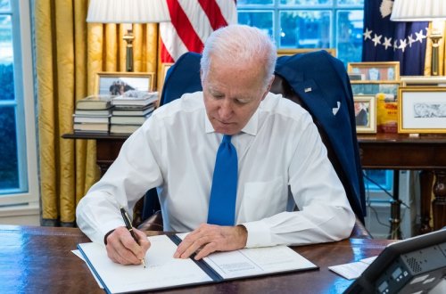 Байден продлил санкции в отношении Беларуси