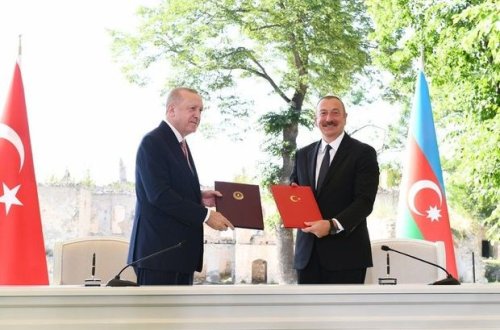 Сегодня исполняется первая годовщина подписания Шушинской декларации