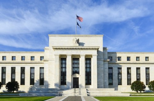 FED uçot dərəcəsini son 28 ildə rekord səviyyədə artırıb