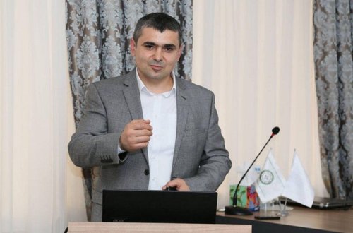 Tanınmış xəstəxanın baş həkimi istefa verdi