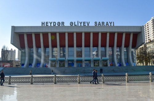 Heydər Əliyev adına Sarayın direktoru işdən çıxarılıb