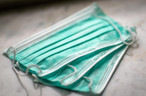 Son beş ayda Azərbaycanda 16,5 milyon maska istehsal edilib