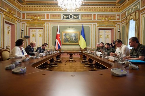 Zelenski və Conson Kiyevdə danışıqlar aparıb