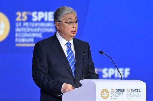 Токаев: Казахстан не будет признавать так называемые Донецкую и Луганскую 