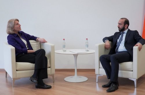 Mirzoyan və Donfrid İrəvanla Bakı arasında münasibətlərin normallaşması prosesini müzakirə ediblər