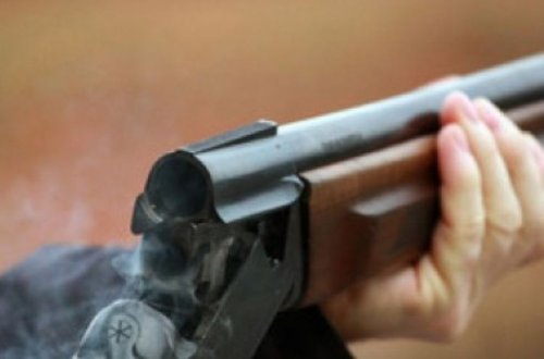 Bərdə sakini qonşusunu öldürdükdən sonra özünü güllələyib