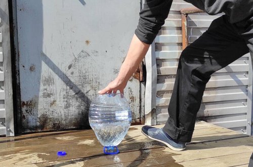 Pul verməyən dostunu diri-diri yandırdı