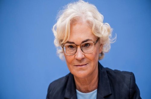 Ukrayna Qərbdən aldığı silahla Rusiyaya hücum etməyəcəyinə təminat verib