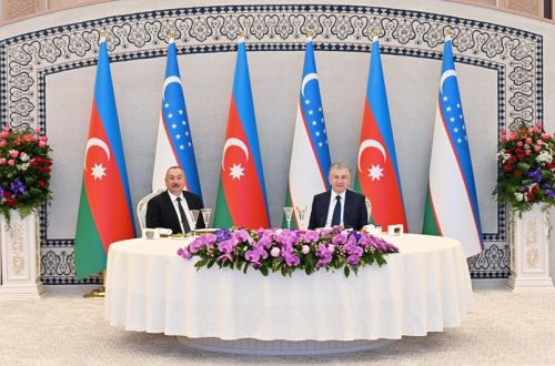 Şavkat Mirziyoyev Prezident İlham Əliyevin şərəfinə qəbul təşkil edib -YENİLƏNİB