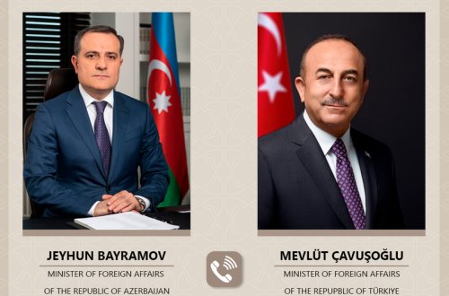 Ceyhun Bayramov Çavuşoğlu ilə telefonla danışıb