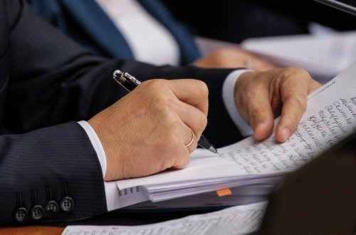 В Азербайджане ряд лиц могут быть допущены к собеседованию на госслужбу без прохождения экзамена